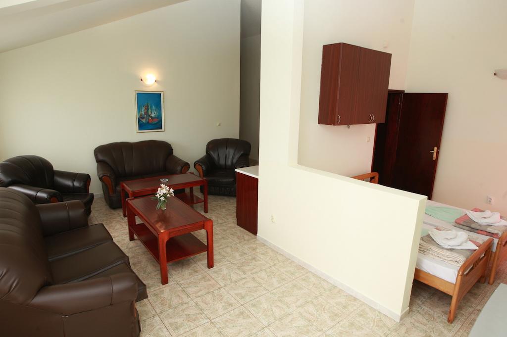 Hotel Vila Prestige Budva Habitación foto